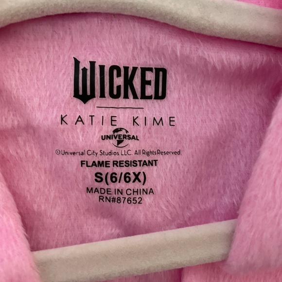 Girls Wicked Robe - Picture 2 of 3